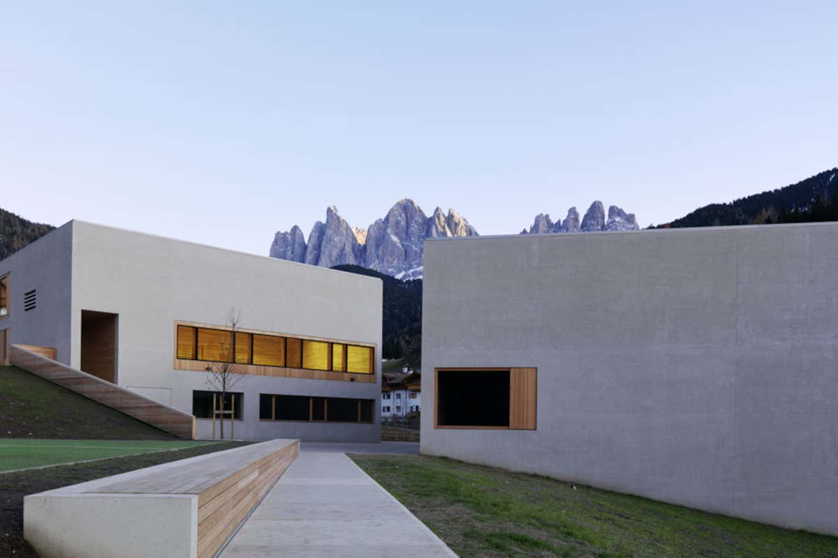 Val di Funes, dove trascorrere una vacanza green al cospetto delle Odle Val di Funes, dove trascorrere una vacanza green al cospetto delle Odle